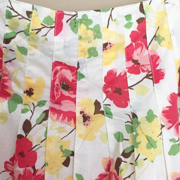 Floral Skirt - Picture 4 of 5